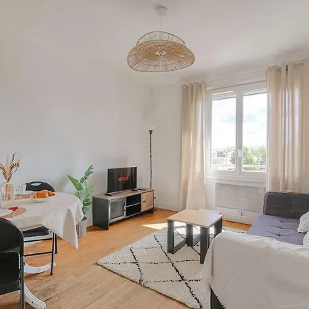 Apartament Le Cosy De La Gare Centre *